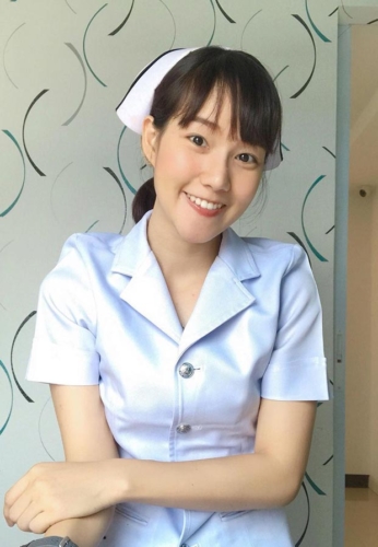 Yaem-ArunRat-Cute-Girl-nurse