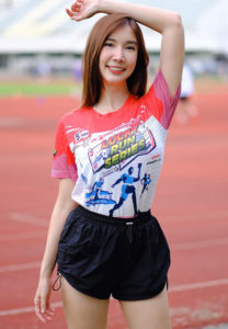 เมเม่-ชลิตา-ยิ้ม