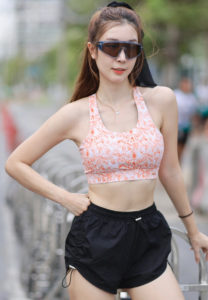 เมเม่-ชลิตา