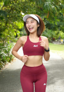 แยมโรล-กรณรัชตา