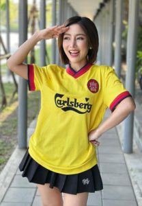 แยมโรล-กรณรัชตา-ใสใส