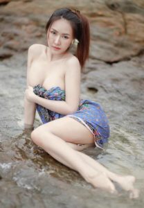 Wanida-Leelahanan-น้ำตก