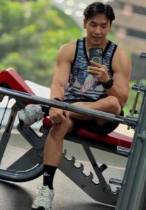 Aof Putthipong Aof Putthipong