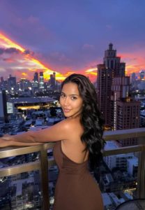 Oum kanyawee-014-Stunning