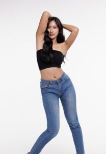 Oum kanyawee-015-Cute