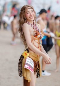 Kritiya Saensri-014-Cute