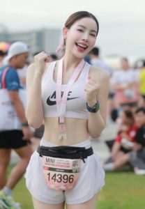 Kritiya Saensri-016-Gorgeous