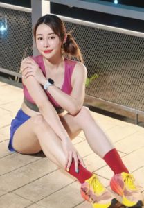 พลอยชมพู วัชรเจริญพงษ์-003-Pretty