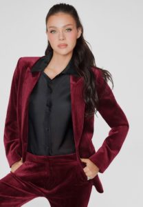 นิโคลา-เพลท์ซ-004-Beautiful