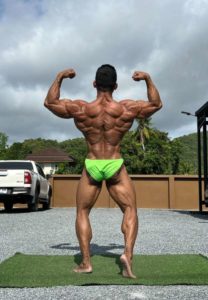 บ่าวไข่เจียว-เอกพลชด์สร-005-Stunning