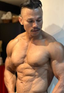 บ่าวไข่เจียว-เอกพลชด์สร-010-Fabulous